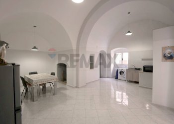 Sala da pranzo - Casa indipendente Via Savonarola
 
22, Grumo Appula - foto 7