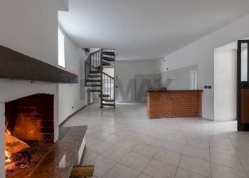 Soggiorno - Casa semi indipendente VIA SAURO, Cittiglio - foto 2