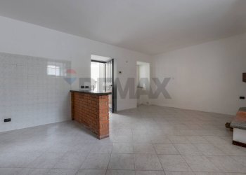 Stanza vuota - Casa semi indipendente VIA SAURO, Cittiglio - foto 4