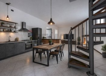 Sala da pranzo - Casa semi indipendente VIA SAURO, Cittiglio - foto 5