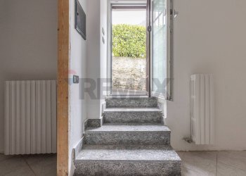 Scale - Casa semi indipendente VIA SAURO, Cittiglio - foto 7