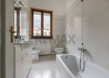 Bagno - Casa semi indipendente VIA SAURO, Cittiglio - foto 11