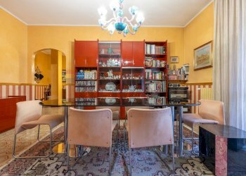 Sala da pranzo - Trilocale VIA DELLA CARNAGA
 
18, Varese - foto 5