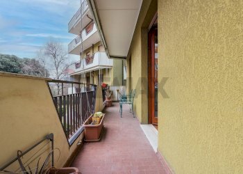 Balcone - Trilocale VIA DELLA CARNAGA
 
18, Varese - foto 14