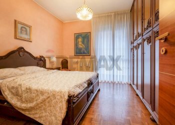 Camera / camera da letto - Trilocale VIA DELLA CARNAGA
 
18, Varese - foto 18