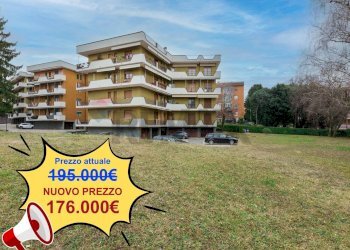 Edificio all\'aperto - Trilocale VIA DELLA CARNAGA
 
18, Varese - foto 1