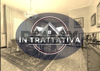 Sala da pranzo - Trilocale VIA DELLA CARNAGA
 
18, Varese - foto 1