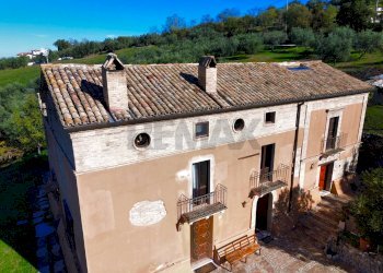 Casa all\'aperto - Rustico Santa Maria dei Mesi
 
9, Lanciano - foto 1