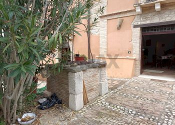 Casa all\'aperto - Casa indipendente Via Santa Maria Dei Mesi
 
10, Lanciano - foto 13