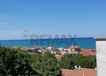 Vista dell\'acqua - Hotel Via Del Convento
 
1/b, Francavilla al Mare - foto 20