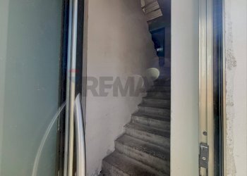 Scale - Monolocale Via Provinciale Della Rocca
 
7/A, Santa Maria Imbaro - foto 26