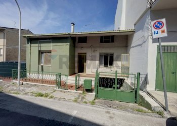 Casa all\'aperto - Casa indipendente Arielli - foto 1