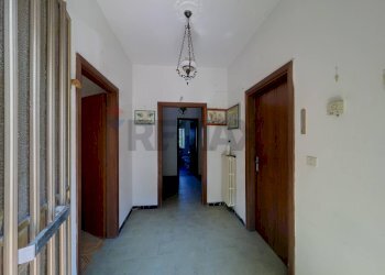 Hall / corridoio - Casa indipendente Arielli - foto 4