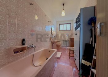 Bagno - Quadrilocale Via Provinciale Taranta Peligna
 
10, Lama dei Peligni - foto 38