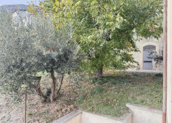 Giardino - Quadrilocale Via Provinciale Taranta Peligna
 
10, Lama dei Peligni - foto 43