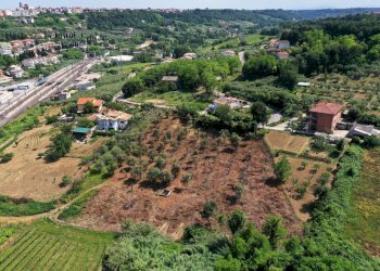 Vista delle montagne - Terreno edificabile San Vito Chietino - foto 11