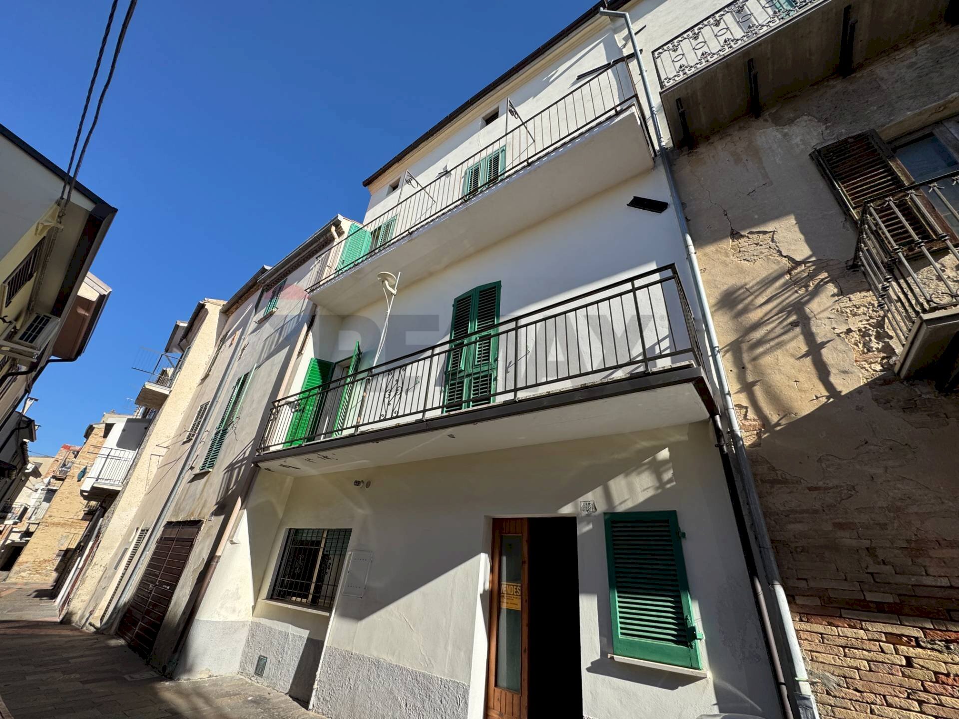 Edificio all\'aperto - Casa semi indipendente Piazza Marconi
 
1, Castel Frentano - foto 2