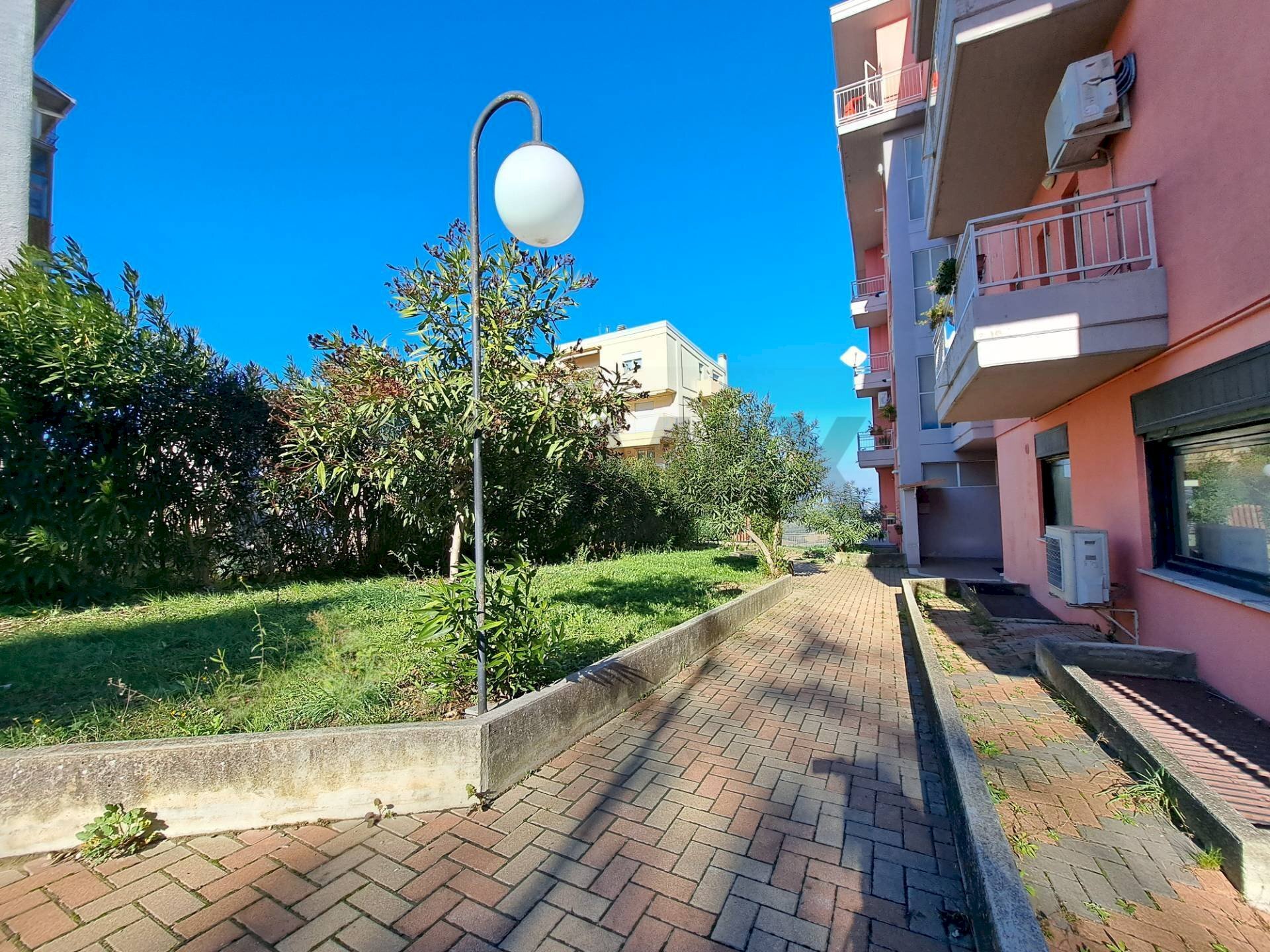 Edificio all\'aperto - Appartamento Via Nazionale
 
73, Castel Frentano - foto 1