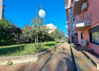 Edificio all\'aperto - Appartamento Via Nazionale
 
73, Castel Frentano - foto 1