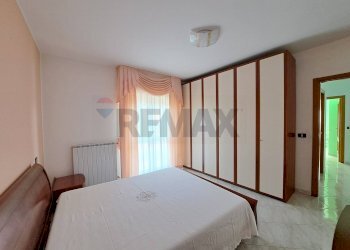 Camera / camera da letto - Appartamento Via Nazionale
 
73, Castel Frentano - foto 25