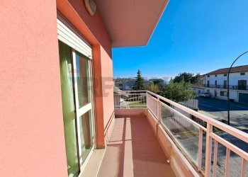 Balcone - Appartamento Via Nazionale
 
73, Castel Frentano - foto 48