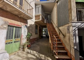 Ricezione / Lobby - Casa semi indipendente Via Sciusciardo
 
109, Guardiagrele - foto 10