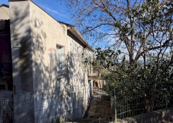 Edificio all\'aperto - Casa indipendente Contrada Briccioli
 
8, Altino - foto 5