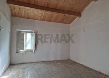 Stanza vuota - Casa indipendente Contrada Briccioli
 
8, Altino - foto 32