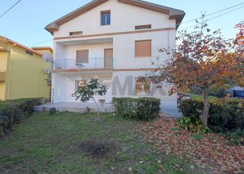 Casa all\'aperto - Appartamento C.da Colle Comune
 
9/1, Atessa - foto 1