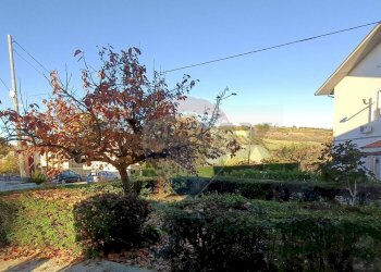 Giardino - Appartamento C.da Colle Comune
 
9/1, Atessa - foto 32