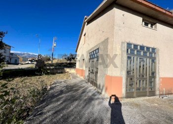 Edificio all\'aperto - Casa indipendente Sant'Eusanio del Sangro - foto 32