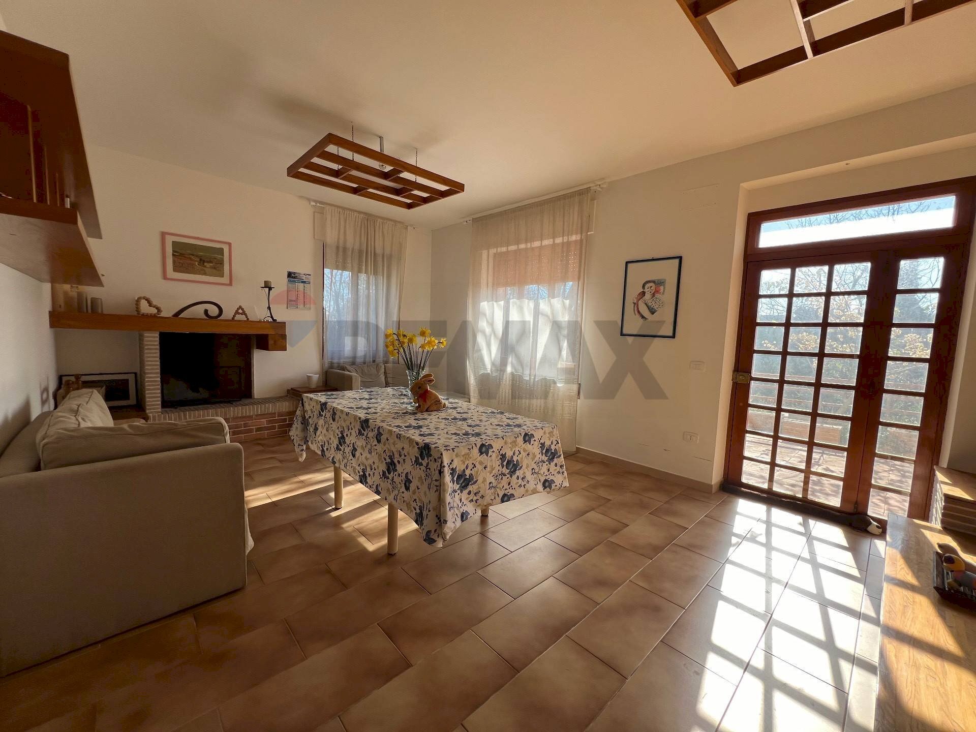 Sala da pranzo - Casa semi indipendente Crecchio - foto 1