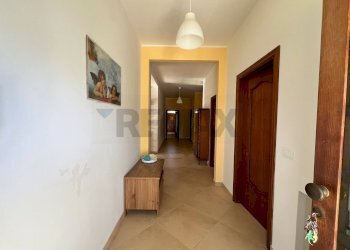 Hall / corridoio - Casa semi indipendente Crecchio - foto 10