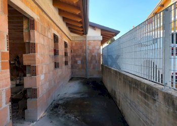 Edificio all\'aperto - Casa semi indipendente Via Giuseppe Garibaldi, Frisa - foto 26