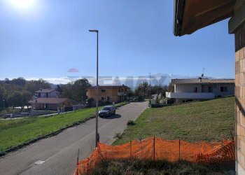 Edificio all\'aperto - Casa semi indipendente Via Giuseppe Garibaldi, Frisa - foto 31