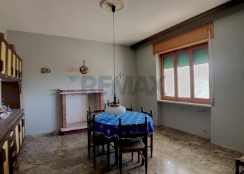 Sala da pranzo - Casa indipendente Paglieta - foto 34