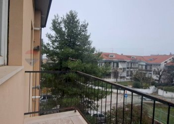 Balcone - Quadrilocale Via Olmo di Riccio
 
70, Lanciano - foto 10