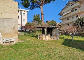 Giardino - Terreno edificabile Via Piane
 
119, Bucchianico - foto 12