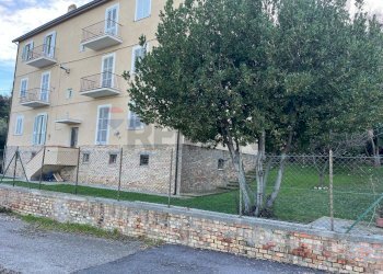 Edificio all\'aperto - Appartamento Via Del Cimitero Inglese
 
12, Torino di Sangro - foto 2