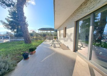 Terrazza - Villa Via delle Rose
 
4, Sant'Eusanio del Sangro - foto 9