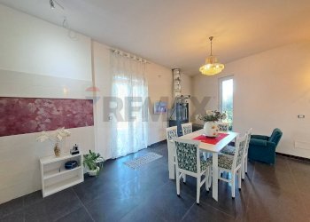 Sala da pranzo - Villa Via delle Rose
 
4, Sant'Eusanio del Sangro - foto 23