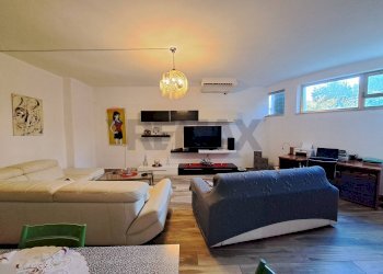 Soggiorno - Villa Via delle Rose
 
4, Sant'Eusanio del Sangro - foto 64