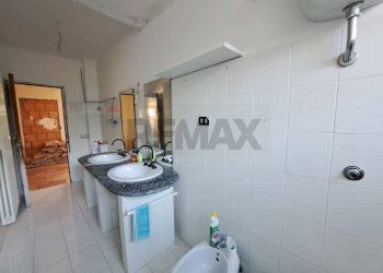 Bagno - Villa Via delle Rose
 
4, Sant'Eusanio del Sangro - foto 87