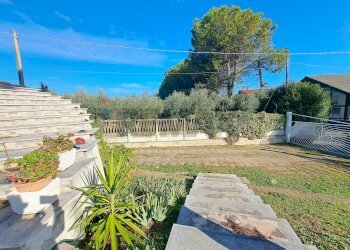 Giardino - Villa Via delle Rose
 
4, Sant'Eusanio del Sangro - foto 116