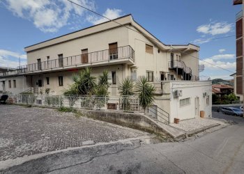 Casa all\'aperto - Appartamento Casoli - foto 1