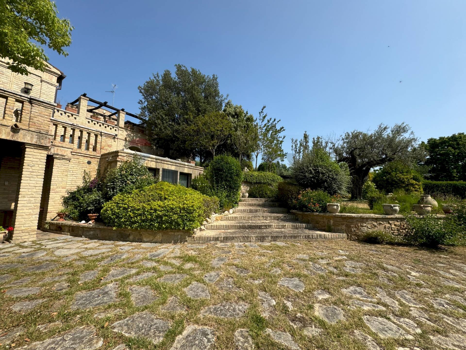 Giardino - Villa Via Borgata Fattore
 
18, Santa Maria Imbaro - foto 3