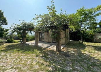 Giardino - Villa Via Borgata Fattore
 
18, Santa Maria Imbaro - foto 4