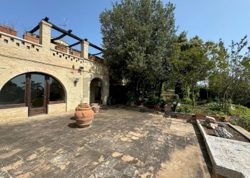 Casa all\'aperto - Villa Via Borgata Fattore
 
18, Santa Maria Imbaro - foto 24