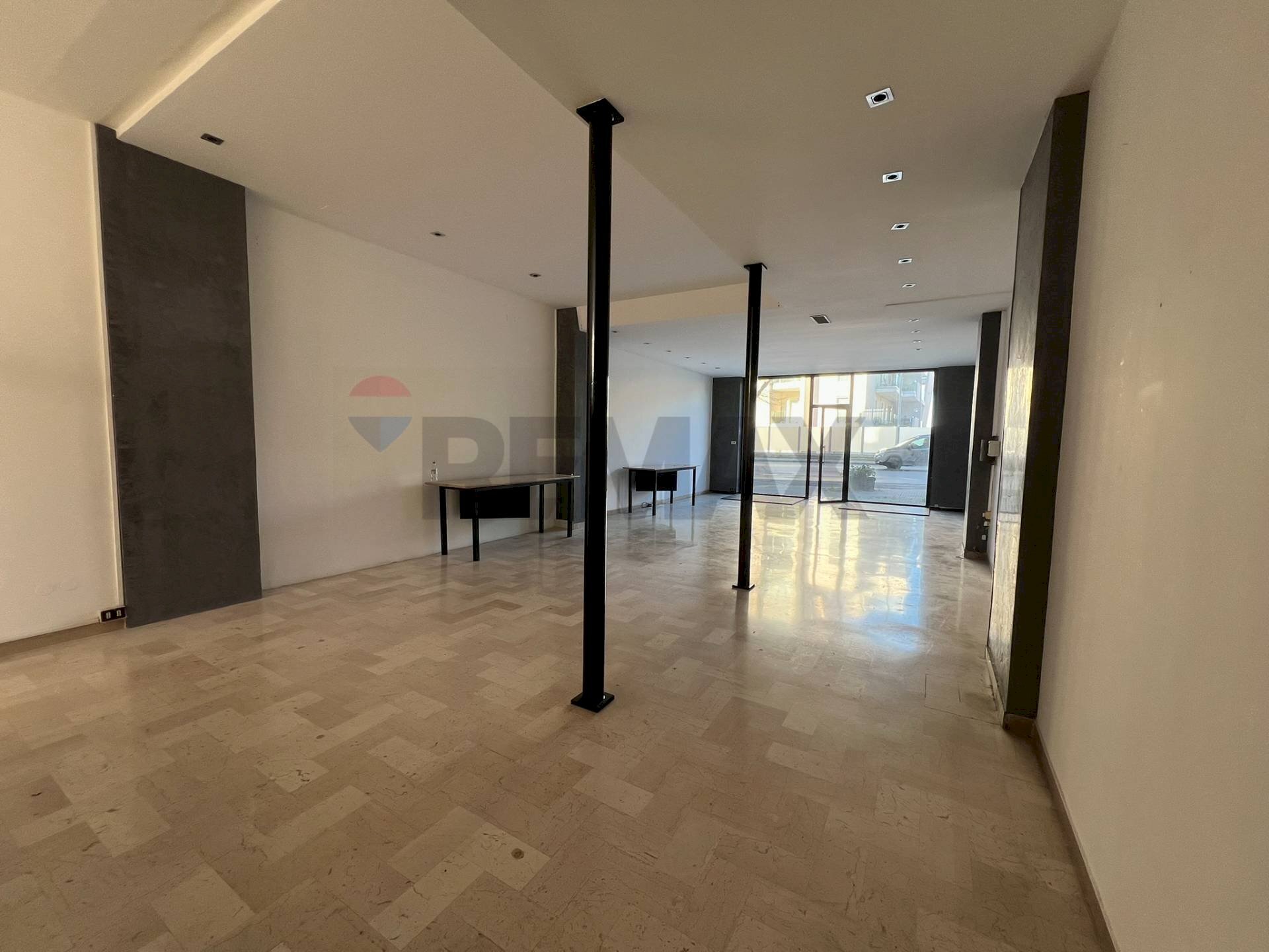 Stanza vuota - Locale Commerciale Via Ferro di Cavallo
21, Lanciano - foto 2