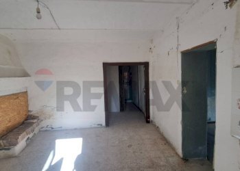 Stanza vuota - Casa indipendente Lanciano - foto 13